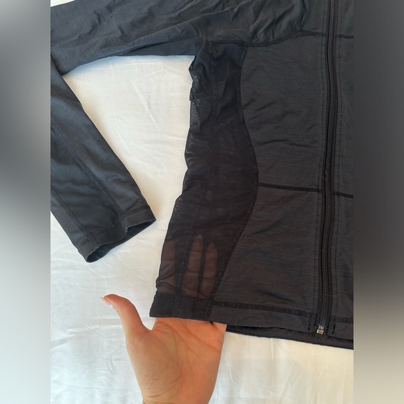 Lululemon Zip Up - Picture 2 of 7